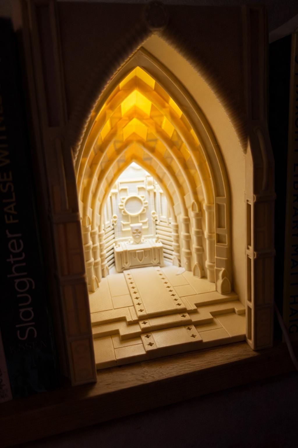 LED Gothic Cathedral Book Nook – 3D Printed Bookshelf Insert