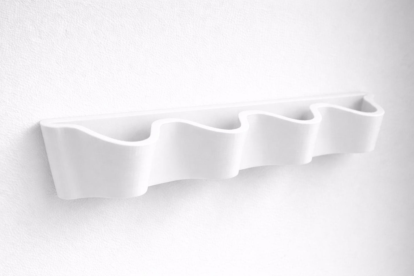 Wave Wall-Mounted Sunglasses Holder – Modern Organiser for Glasses, Entryway or Bedroom Decor