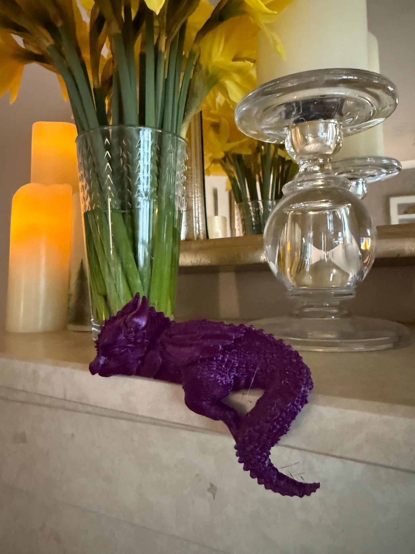 Sleeping baby dragon shelf sitter | Bookshelf shelf decor 3d Printed