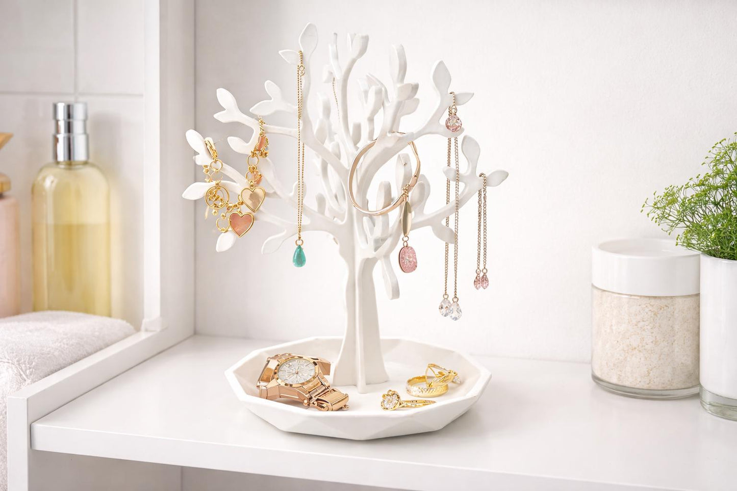Jewellery tree - functional and pretty Jewellery organiser