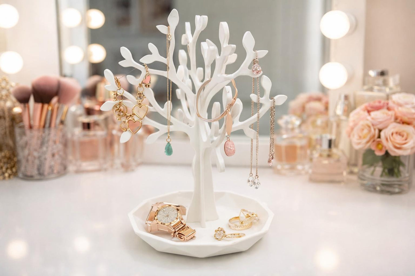 Jewellery tree - functional and pretty Jewellery organiser