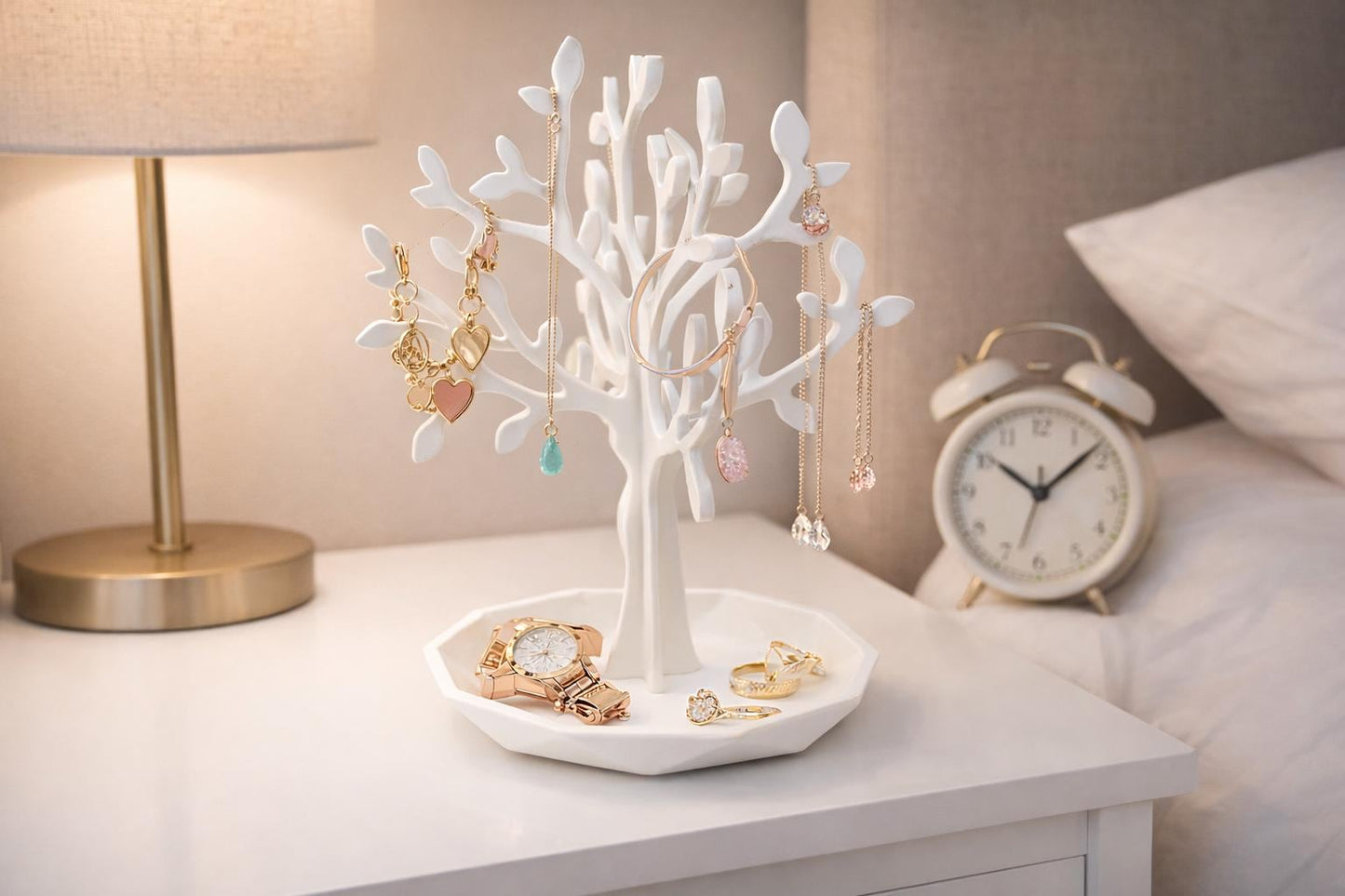 Jewellery tree - functional and pretty Jewellery organiser