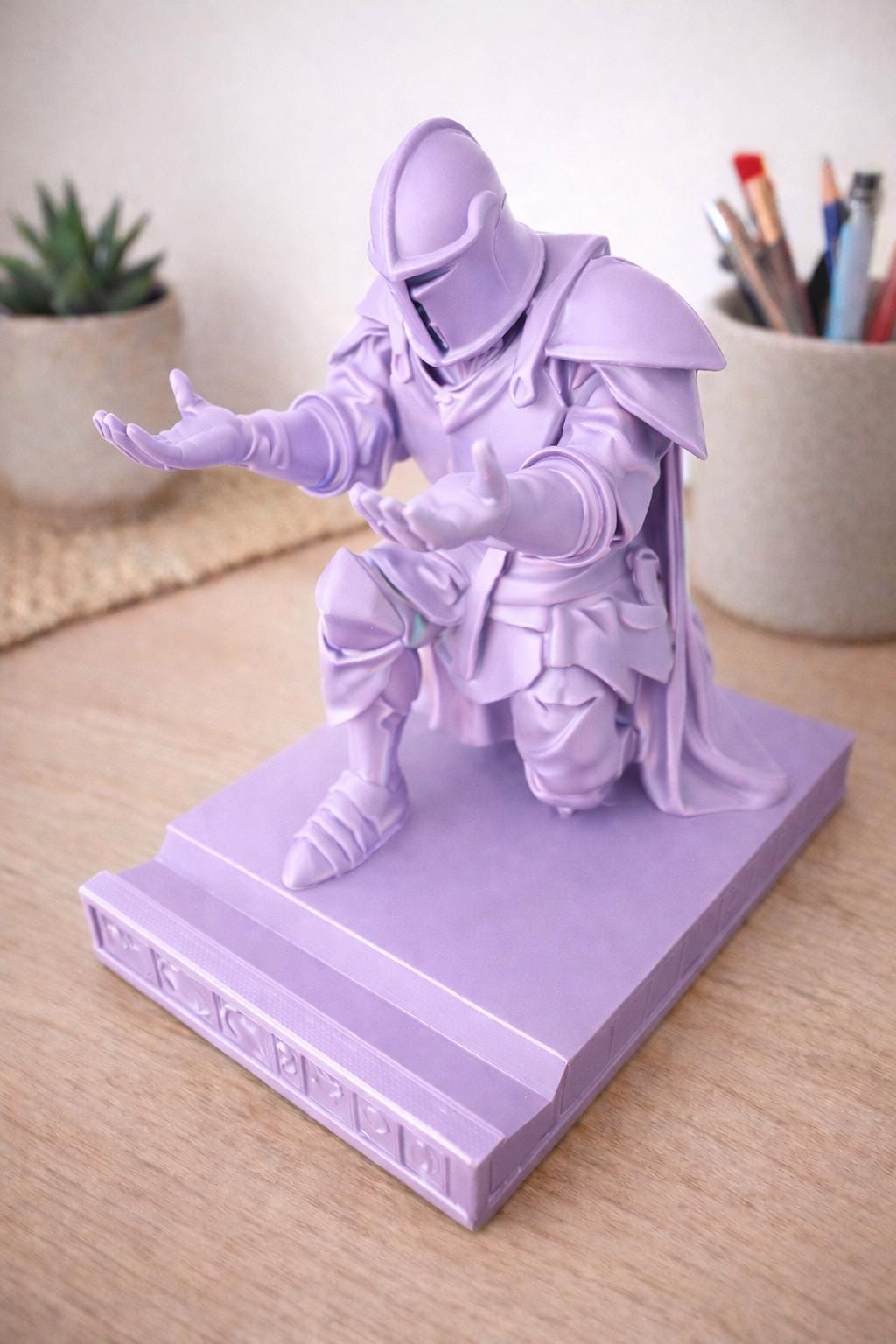 3D Printed Knight Pen Holder | Golden Medieval Desk Decor
