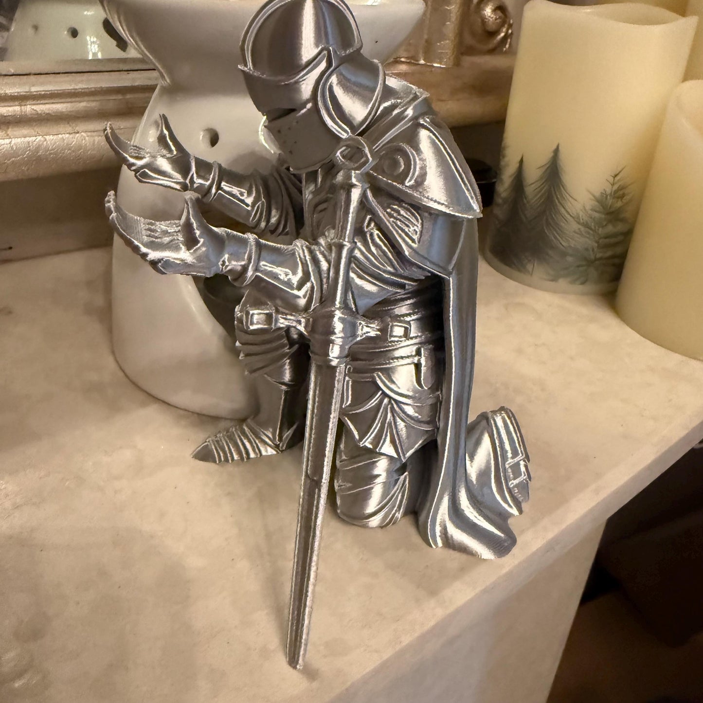 Medieval Knight Pen Holder | 3D Printed Desk Organiser | Armour Figurine Pencil Stand | Unique Office Gift