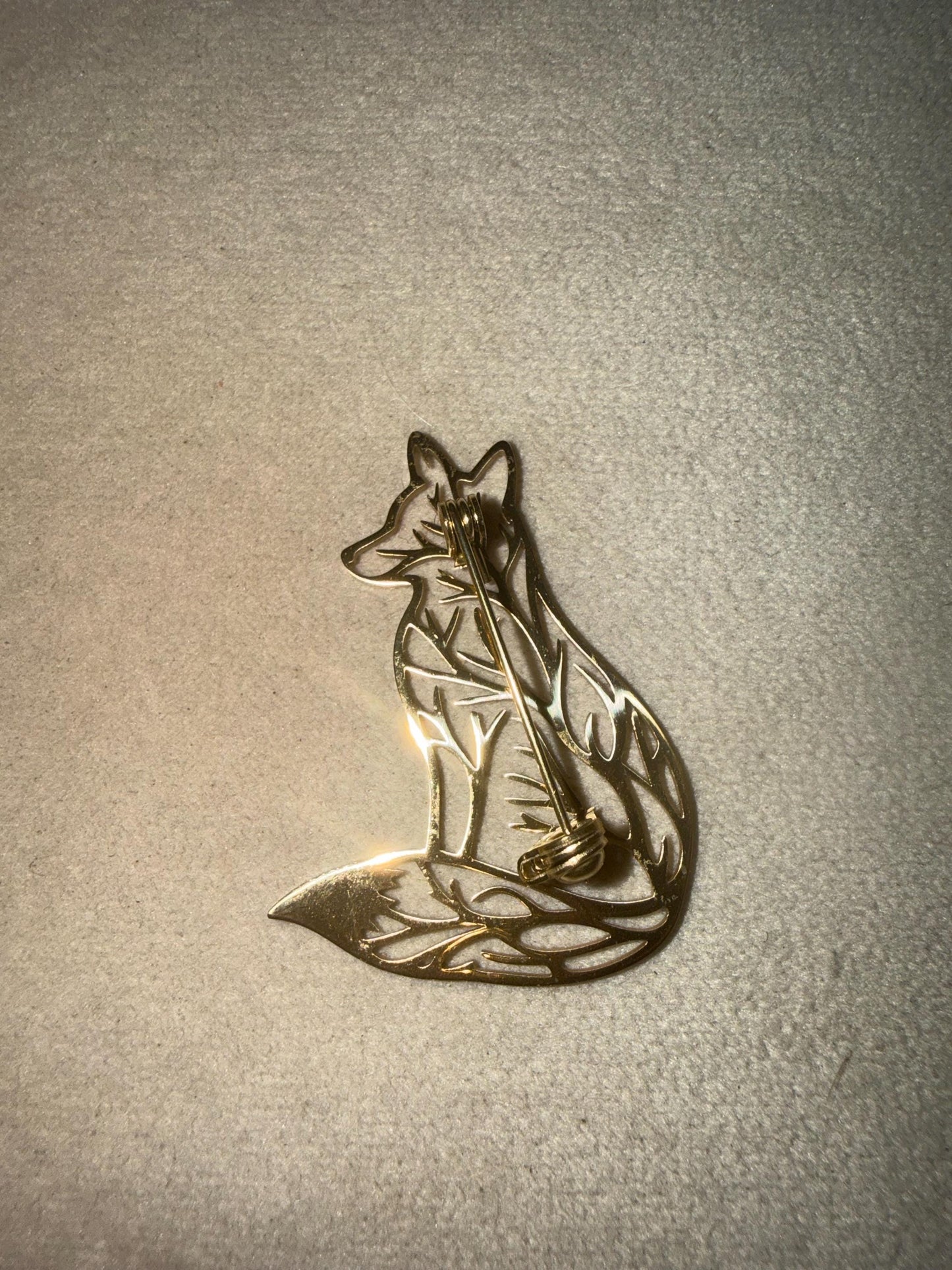 Fox badge, Metal fox badge.